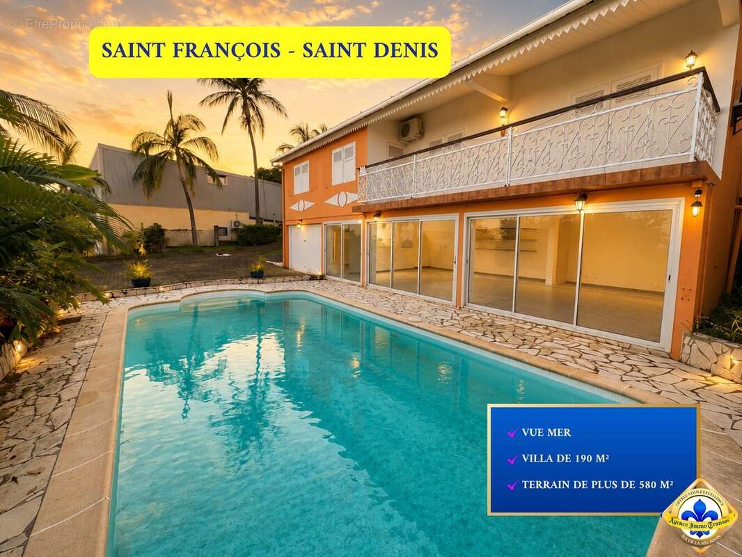 Maison à SAINT-DENIS