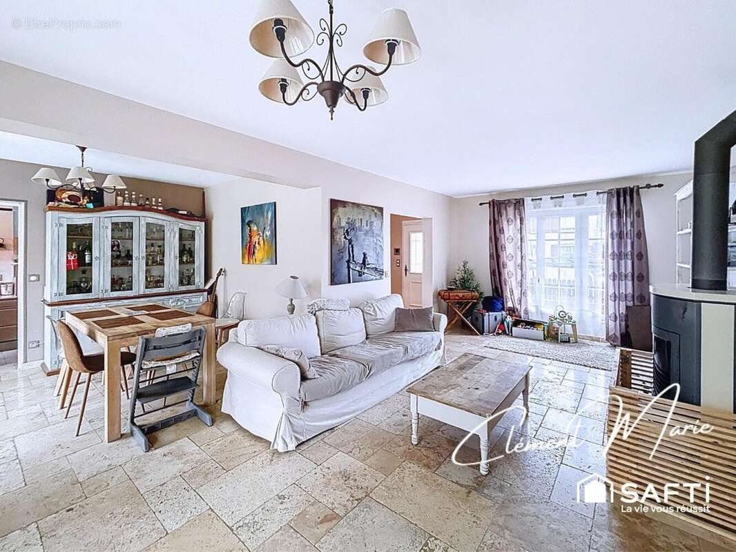 Photo 2 - Maison à COMBS-LA-VILLE