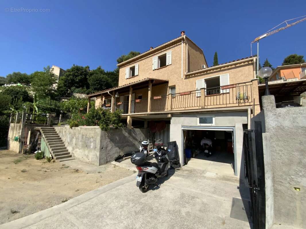 Maison à MENTON