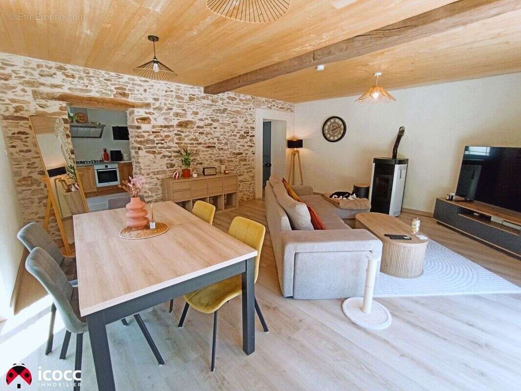 Maison à MAREUIL-SUR-LAY-DISSAIS