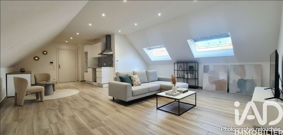 Photo 2 - Appartement à REAU