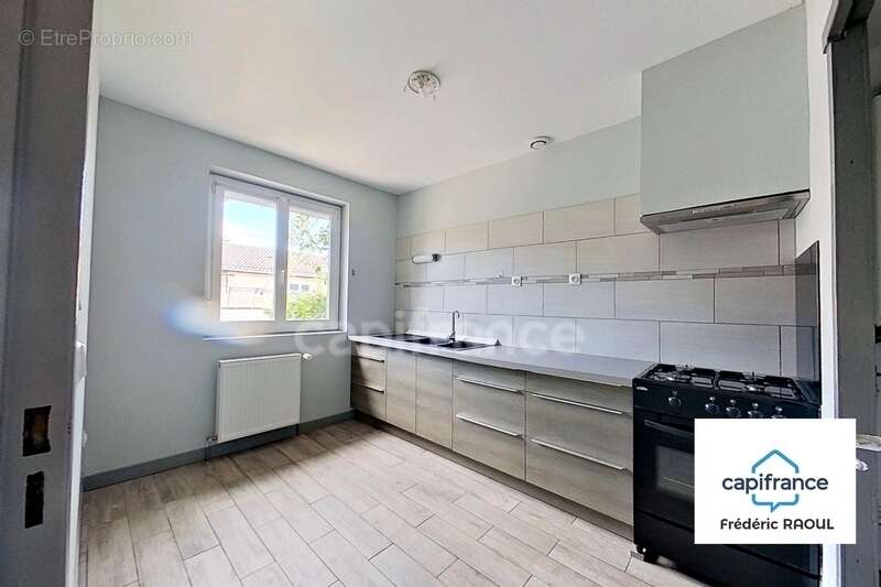 Maison à IS-SUR-TILLE