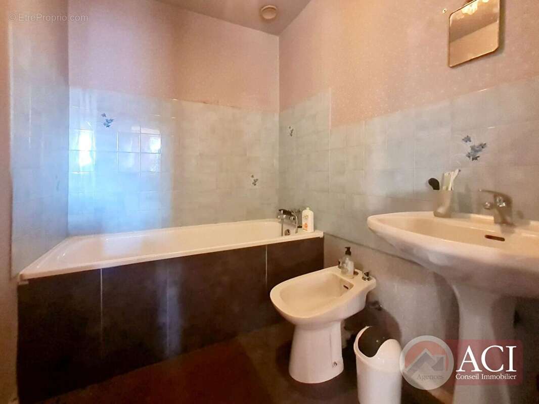 55054779h.jpg - Maison à SAINT-BRICE-SOUS-FORET