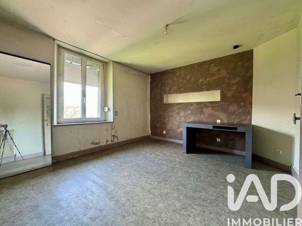 Maison 208 m² à Brieulles-Sur-Bar  - photo 9