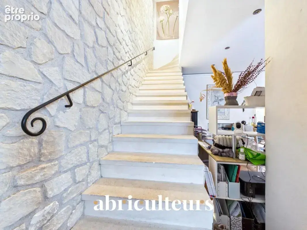 Maison de ville avec piscine, terrasse et parking à vendre à Cavaillon - photo 6