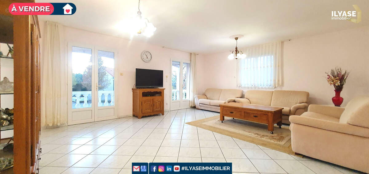 Maison à CHATENOY-LE-ROYAL