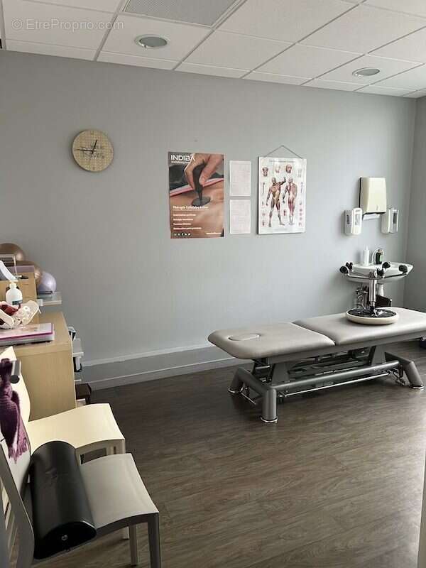 Commerce à LA TESTE-DE-BUCH