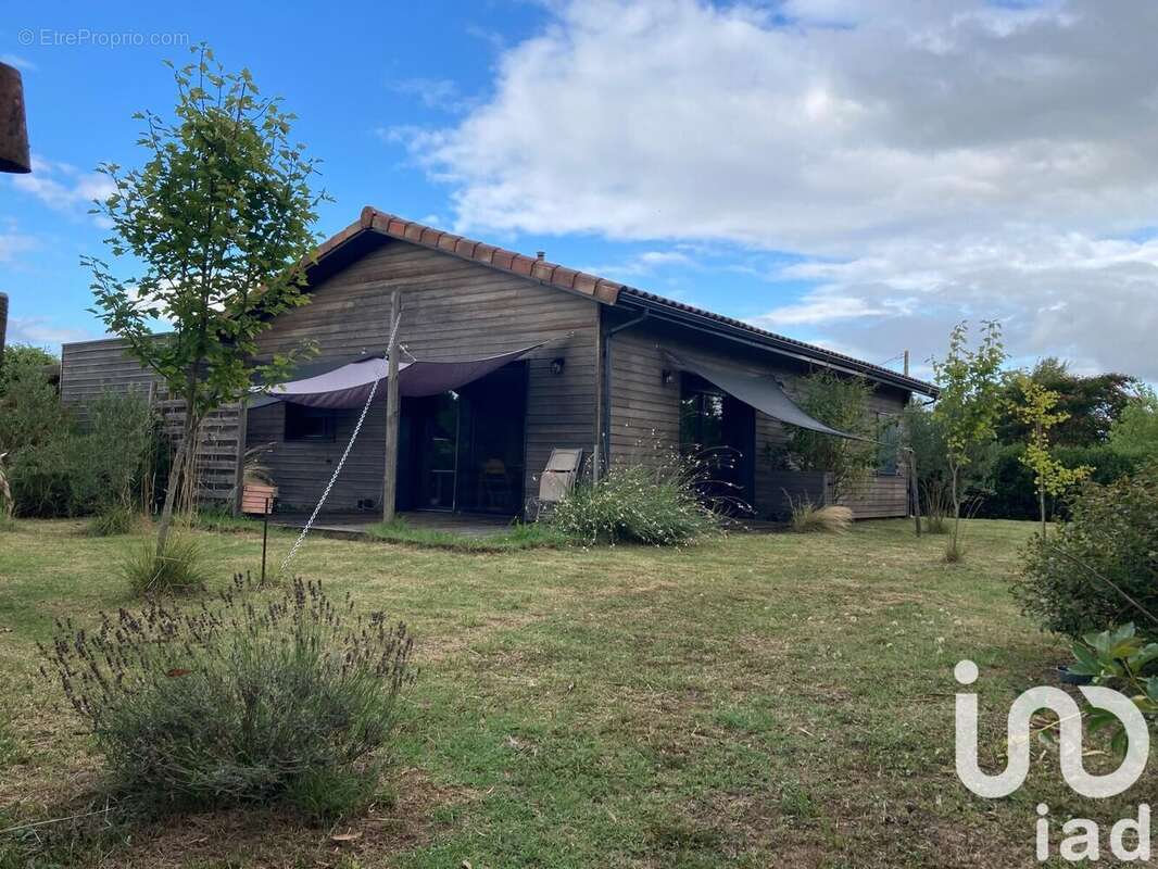 Maison 83 m² à Granges-Sur-Lot  - photo 2