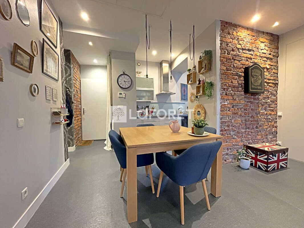 Appartement à SAINT-ETIENNE