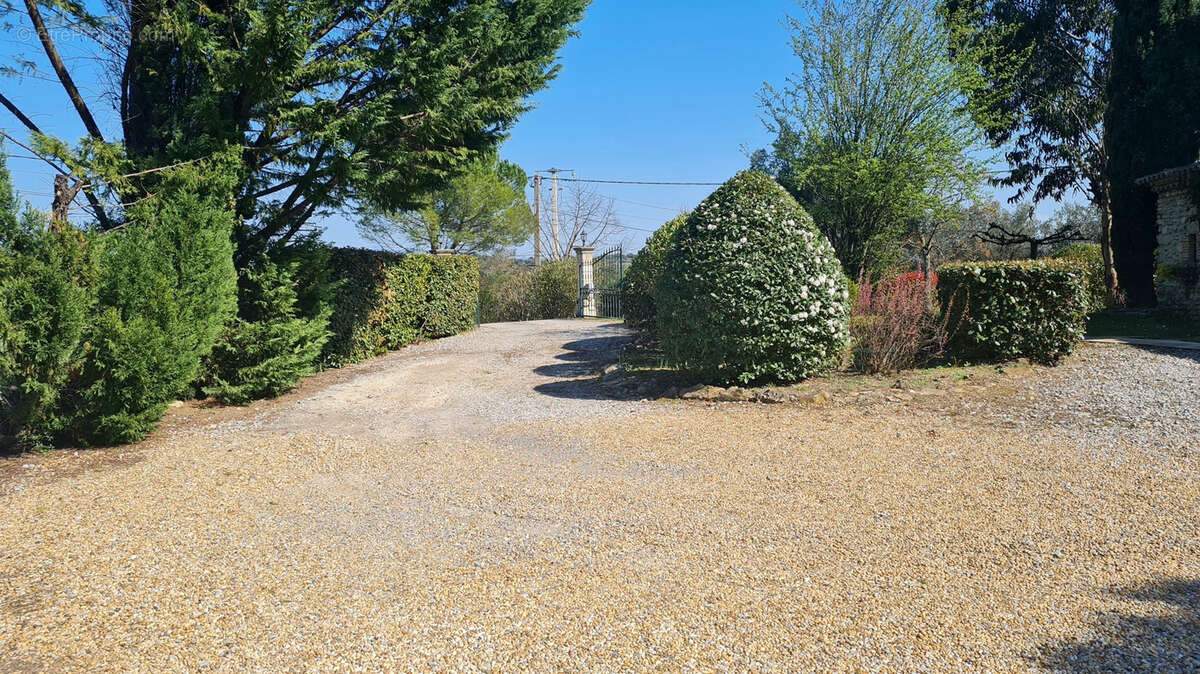 Maison à BOISSET-ET-GAUJAC