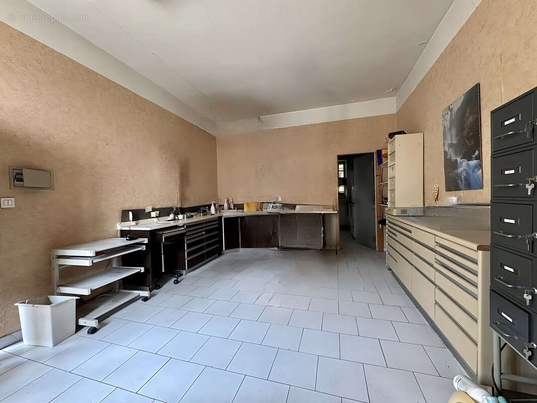 Au cœur du magnifique village de Saint-Cyprien, un ensemble immobilier exclusif - photo 3