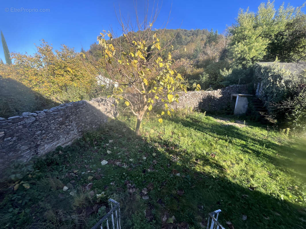 Maison à SAINT-GERVAIS-SUR-MARE