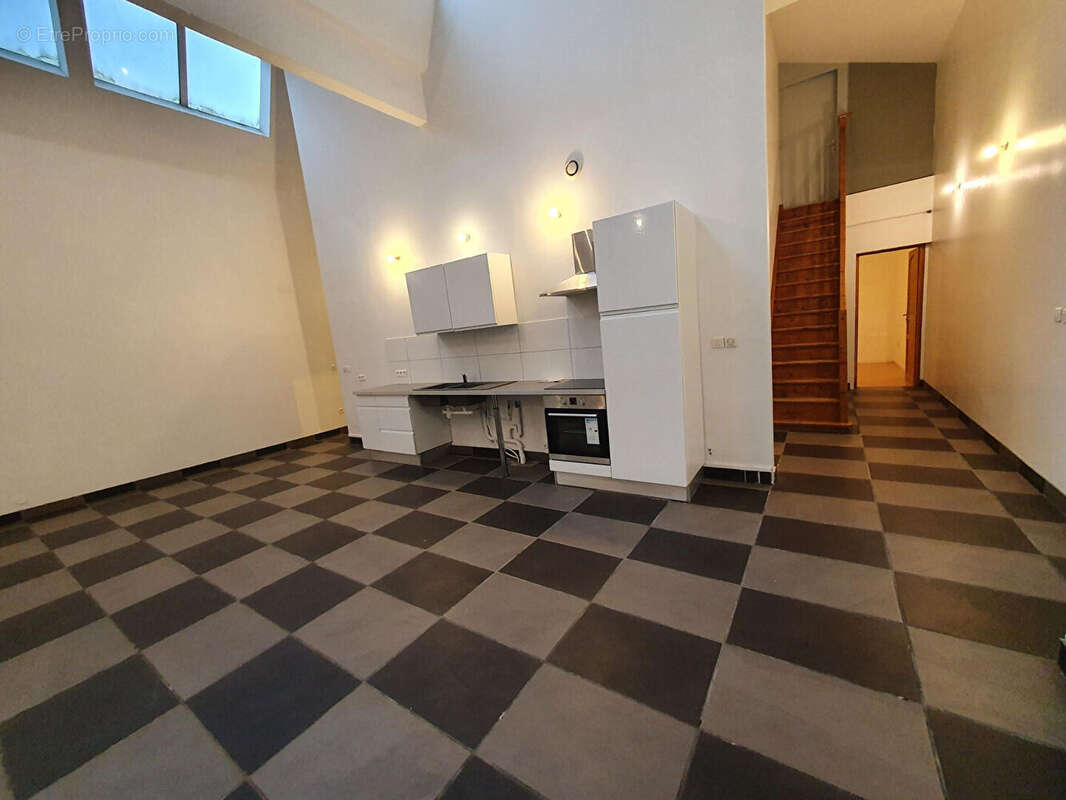 Loft St Quentin 5 pièce(s) 155 m2 - photo 13