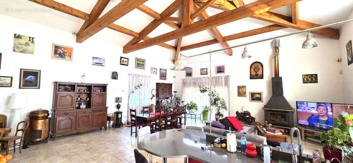 Maison à ENSUES-LA-REDONNE