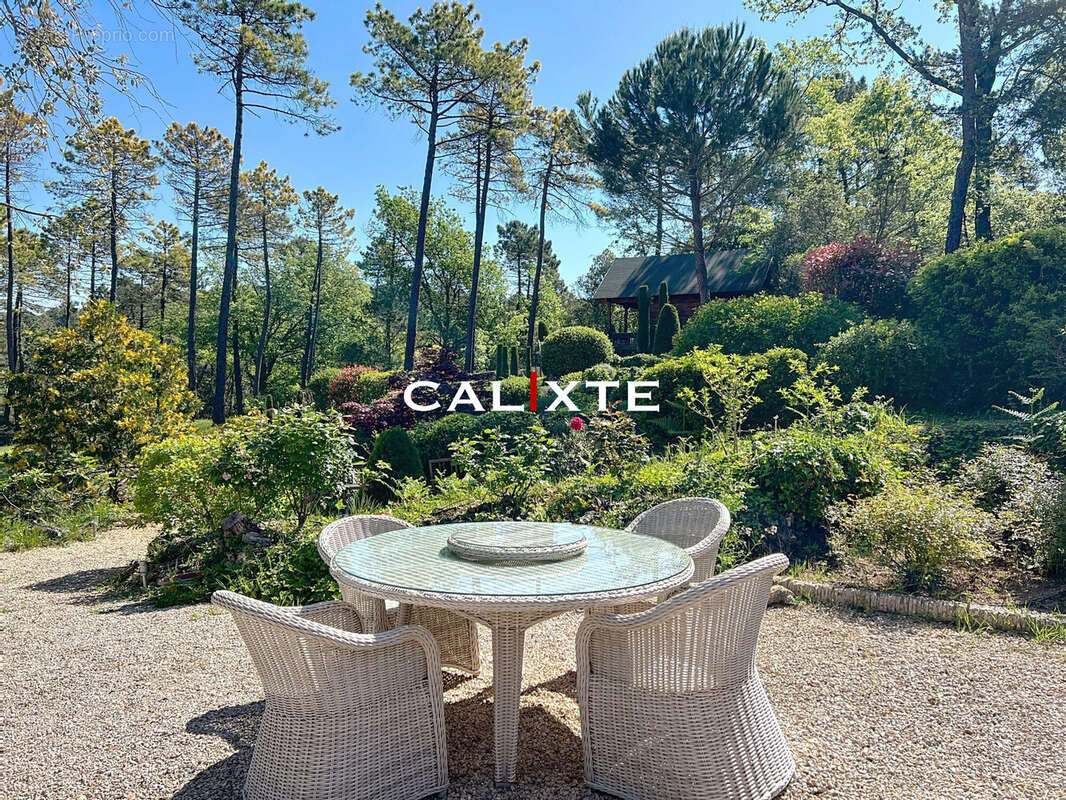 Maison à MONTAUROUX