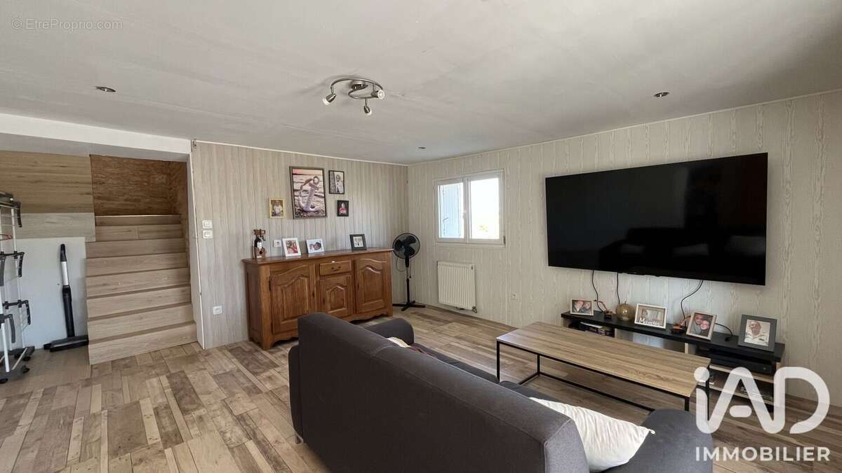 Maison 135 m² à Moreilles  - photo 5