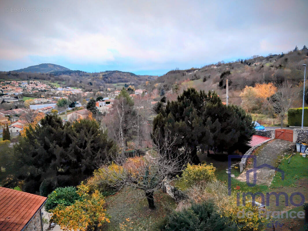 Appartement à LE PUY-EN-VELAY