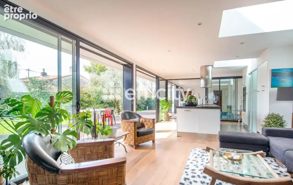 Maison 9 pièces 260 m² à vendre à Saint-Sebastien-Sur-Loire (44230) - photo 6