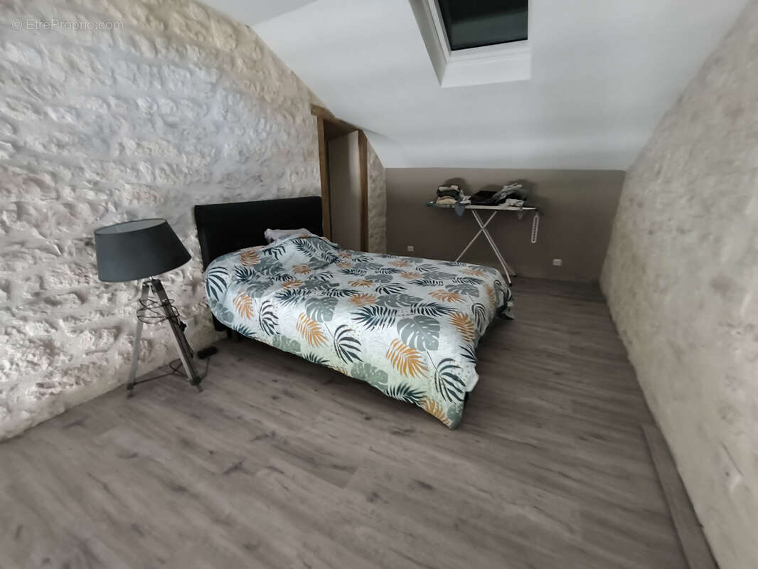 Maison à BAGAT-EN-QUERCY