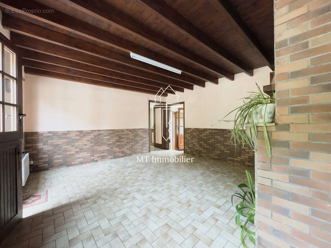 Maison à BEAURAINVILLE