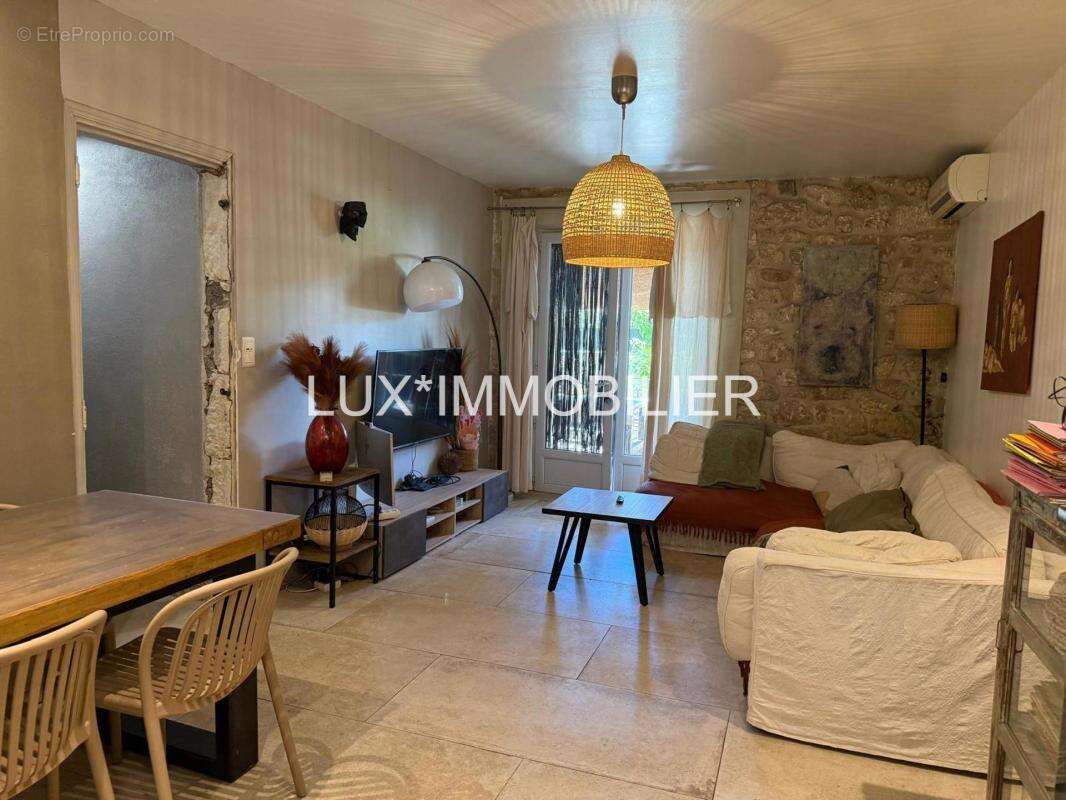 Maussane-les-alpilles - maison de rapport · 2 lots loués - photo 16