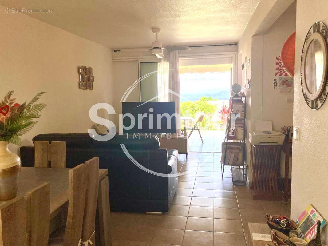 Appartement à GOURBEYRE