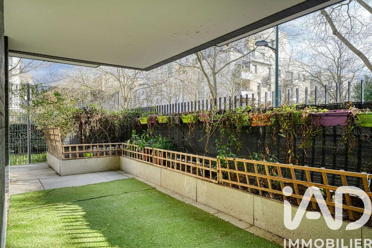 Photo 9 - Appartement à GENNEVILLIERS