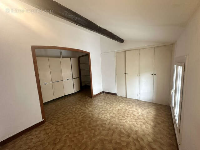 Appartement à SERVIAN