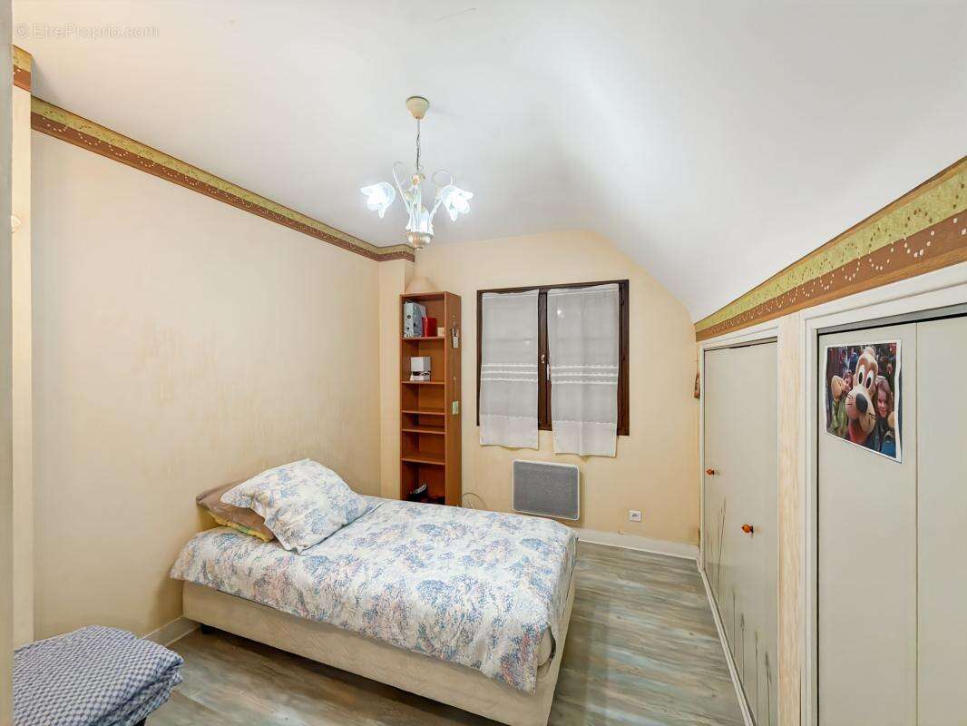 Maison à JOUY-LE-POTIER