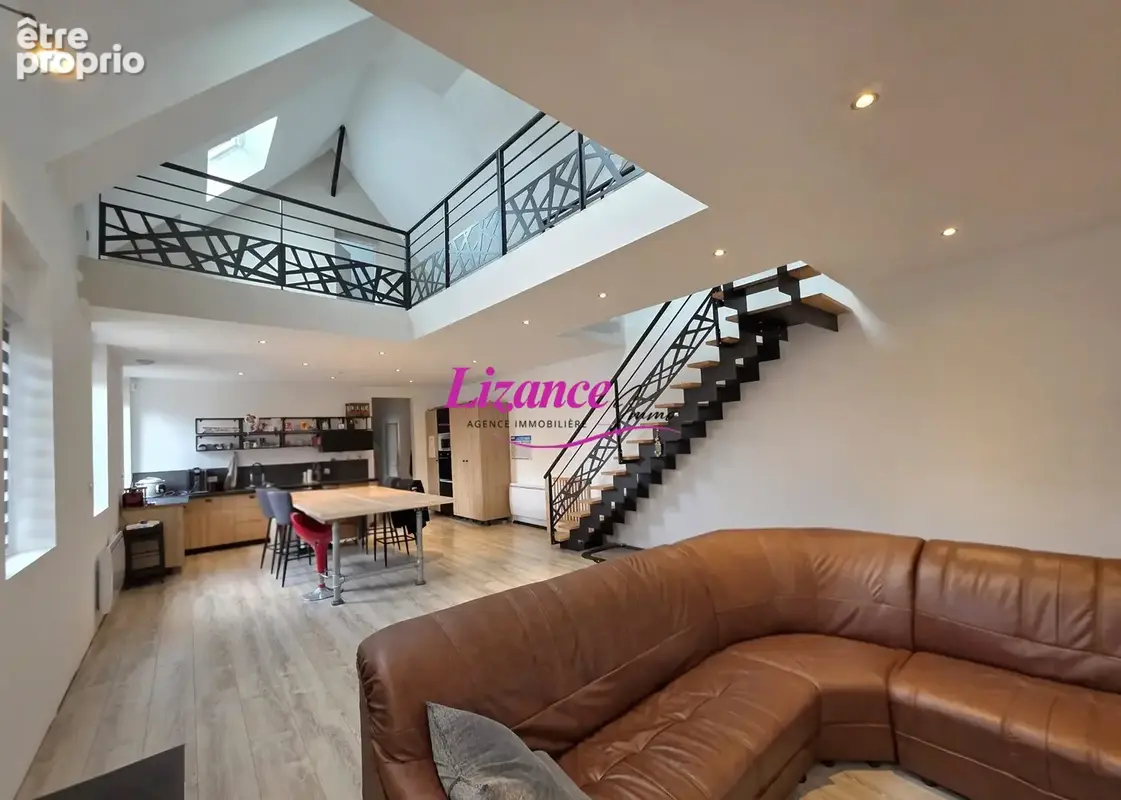 Maison 130 m² à Fressain  - photo 4
