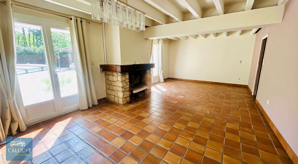 Maison à LE PIAN-MEDOC