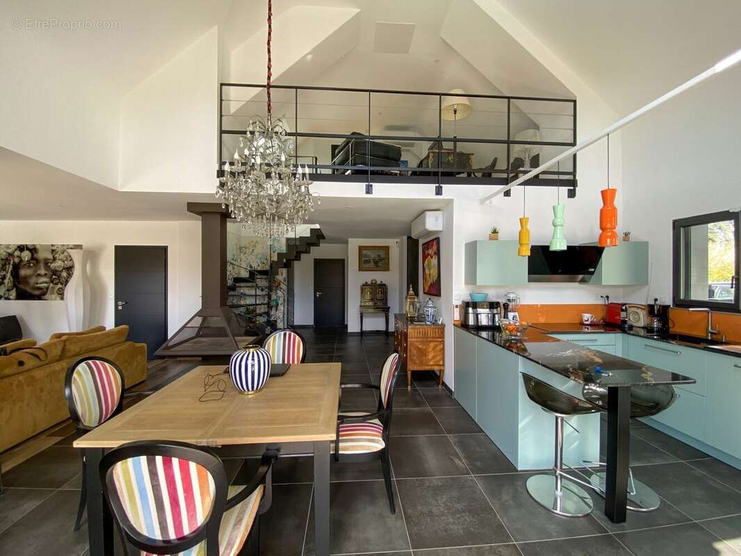 Maison à LOCMARIAQUER