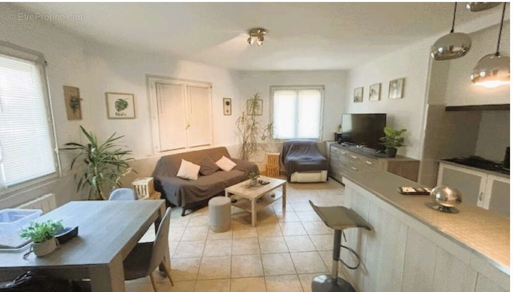 Immeuble de rapport 4 Lots à 200m de la Plage - photo 13