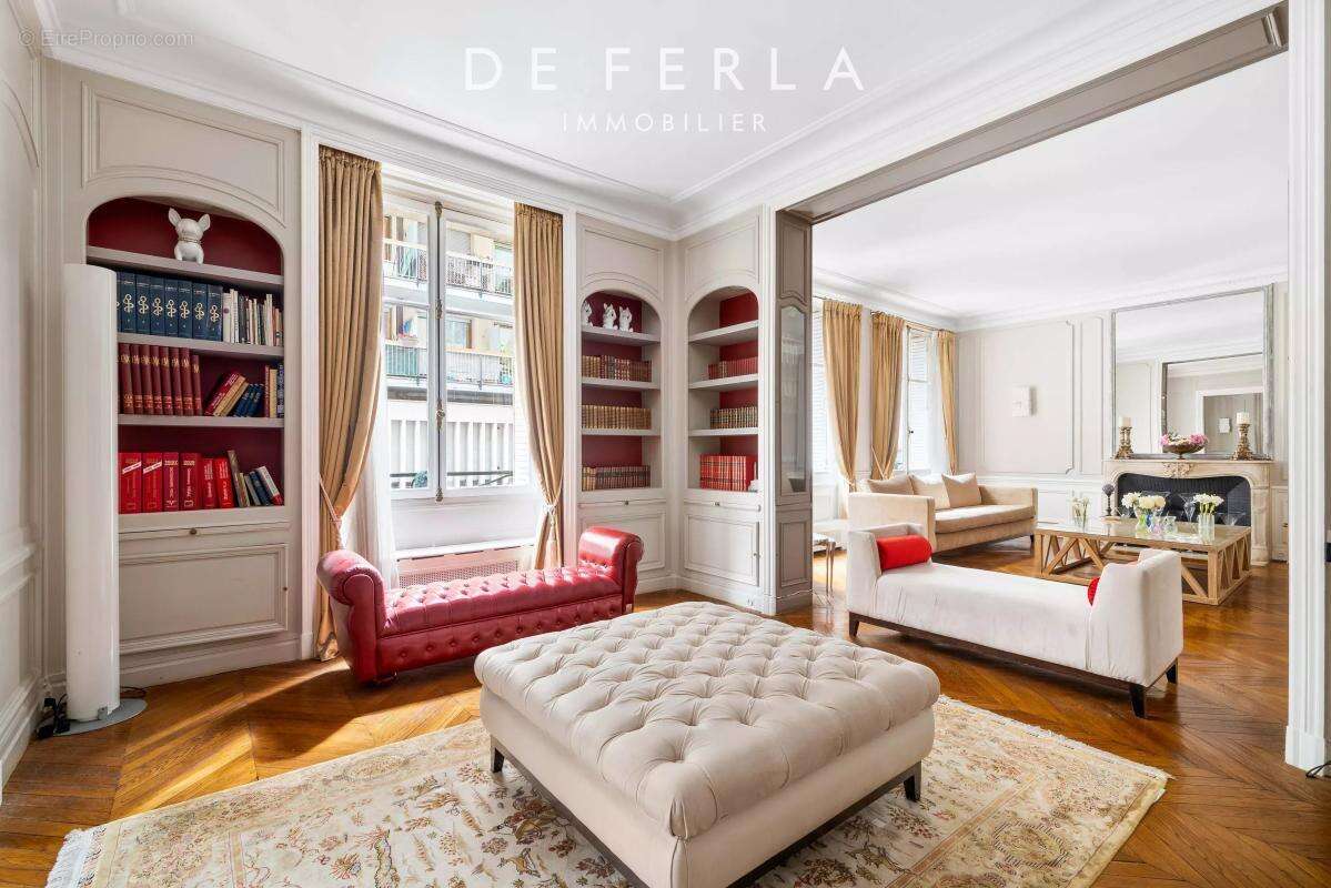 Appartement à PARIS-16E