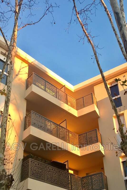 Appartement 38 m² à Toulon  - photo 8