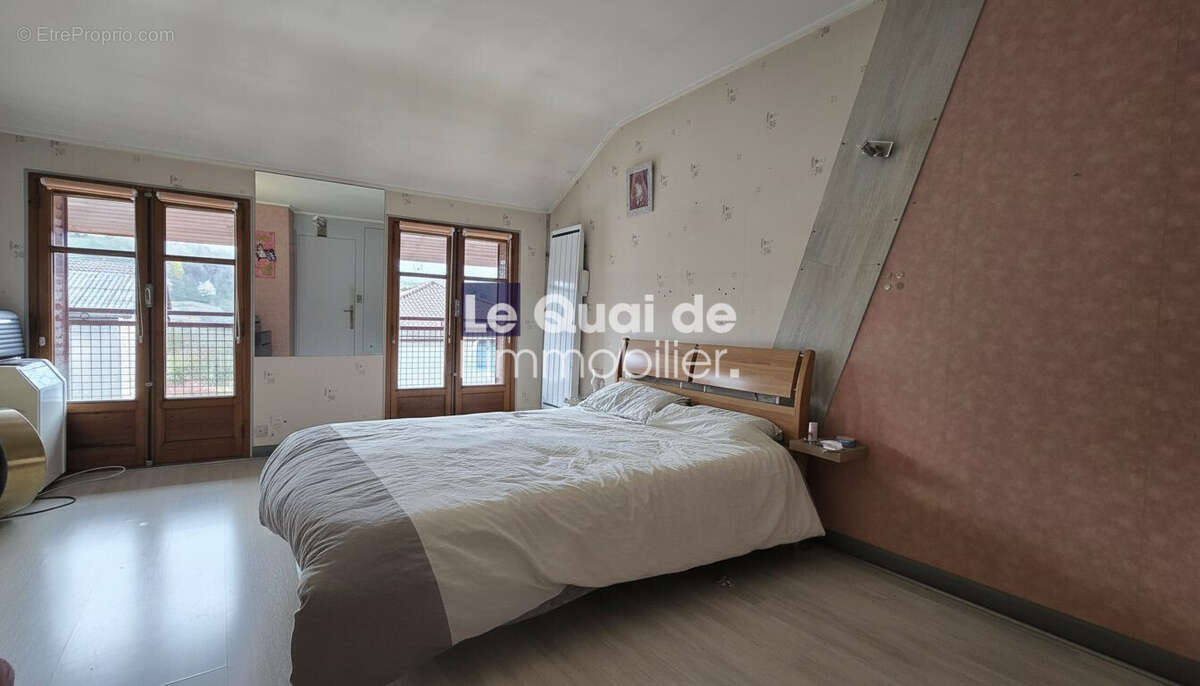 Maison 117 m² à Renage  - photo 9