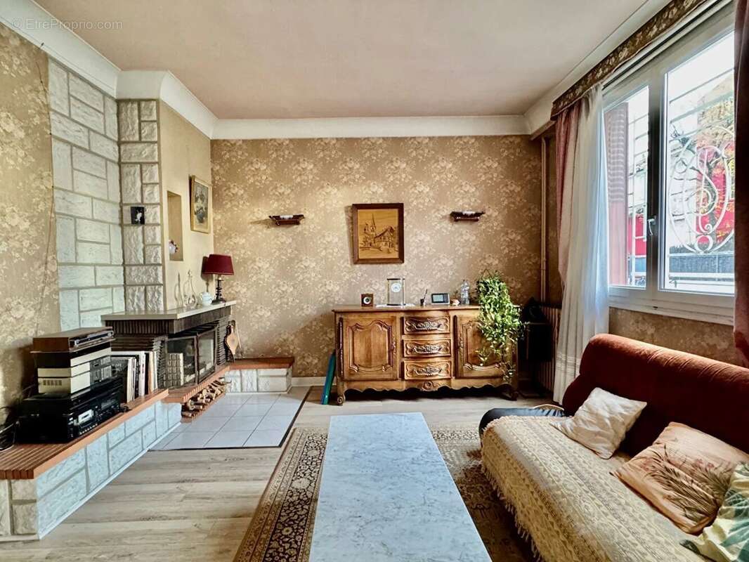 Maison à BOIS-COLOMBES