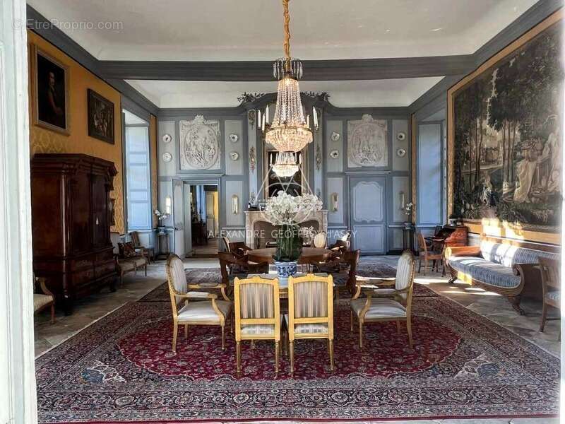 Maison à CHATEAU-GONTIER