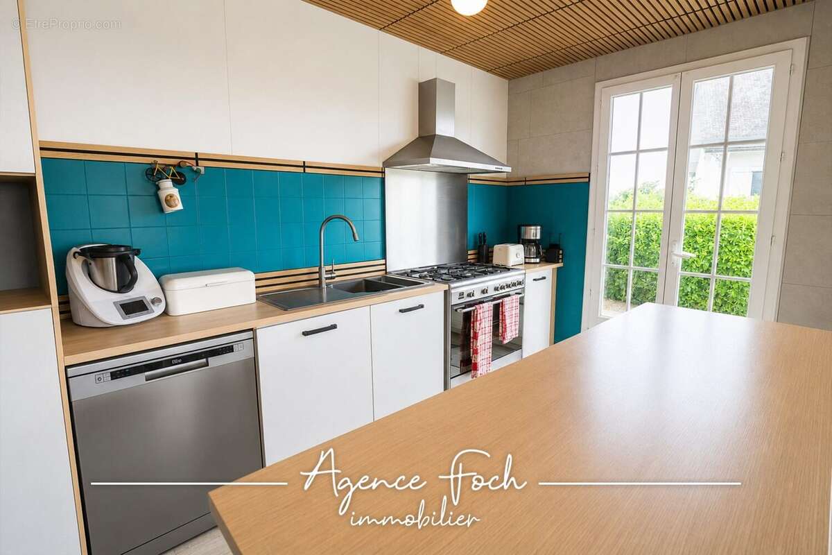 Maison 180 m² à Odos  - photo 2