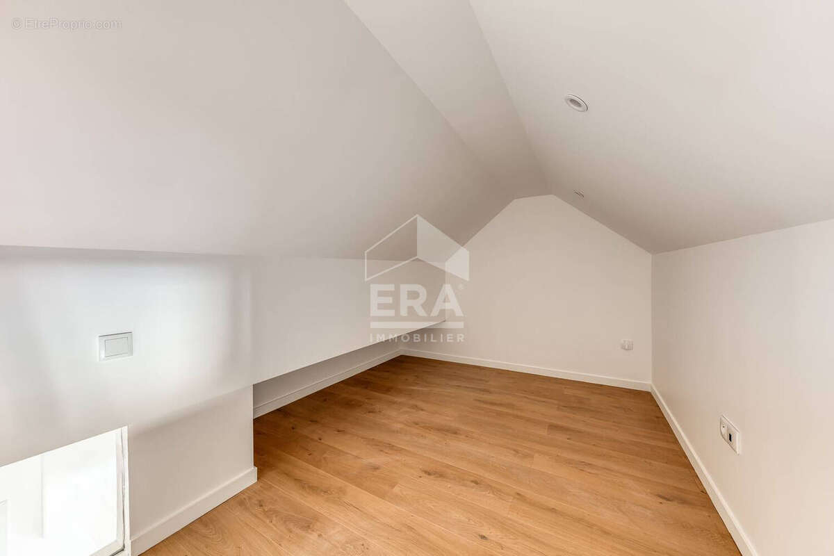 Appartement à PONTAULT-COMBAULT