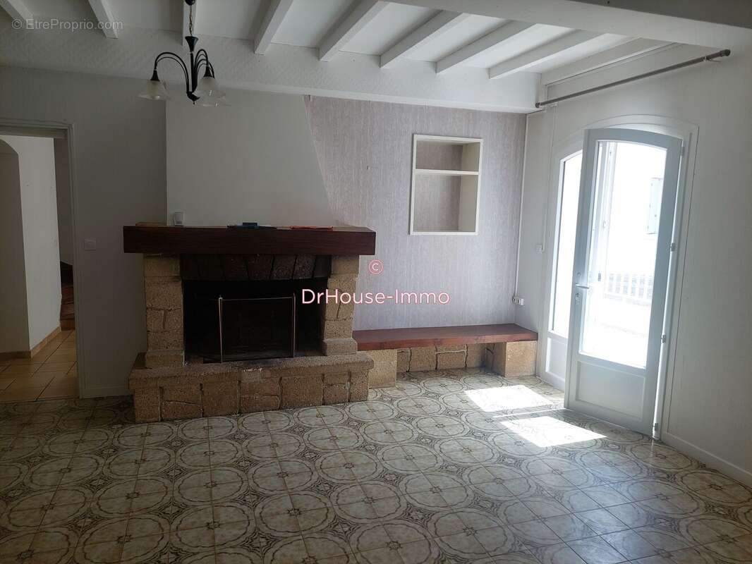 Maison 146 m² à Cozes  - photo 18
