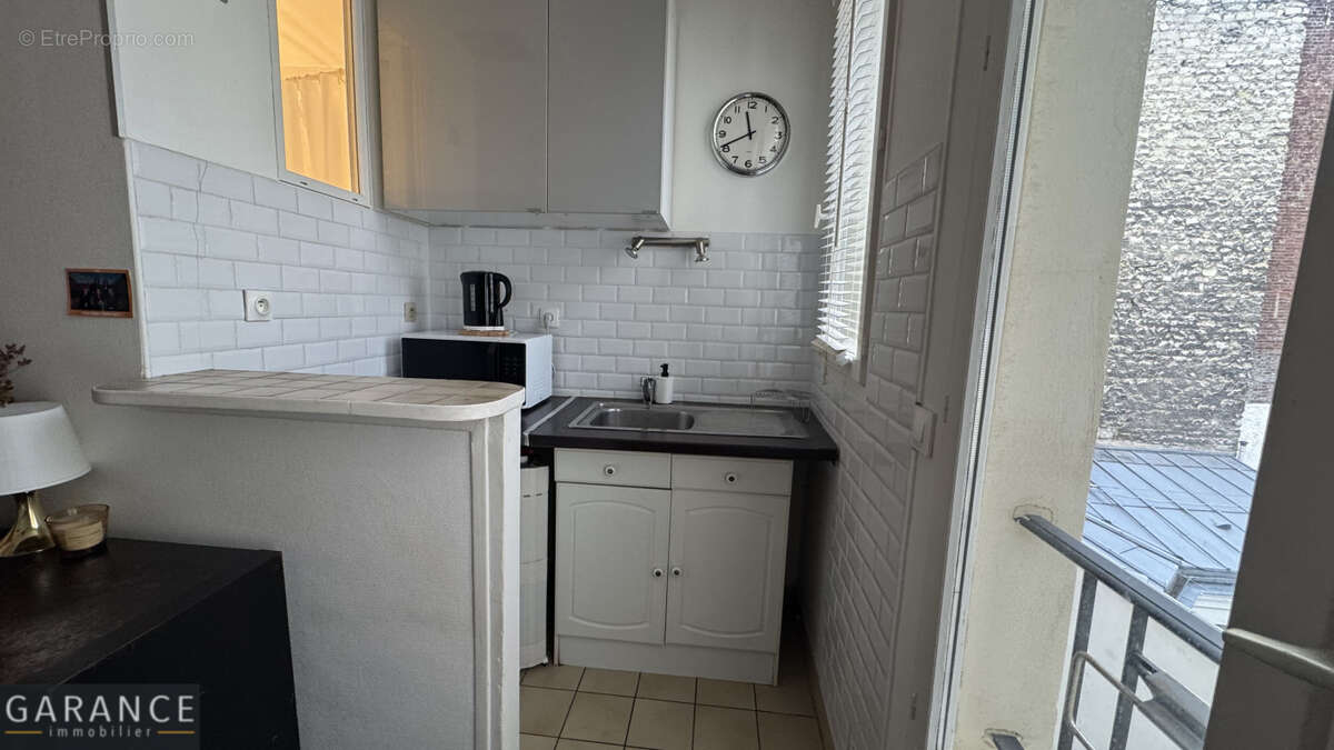 Appartement à PARIS-11E