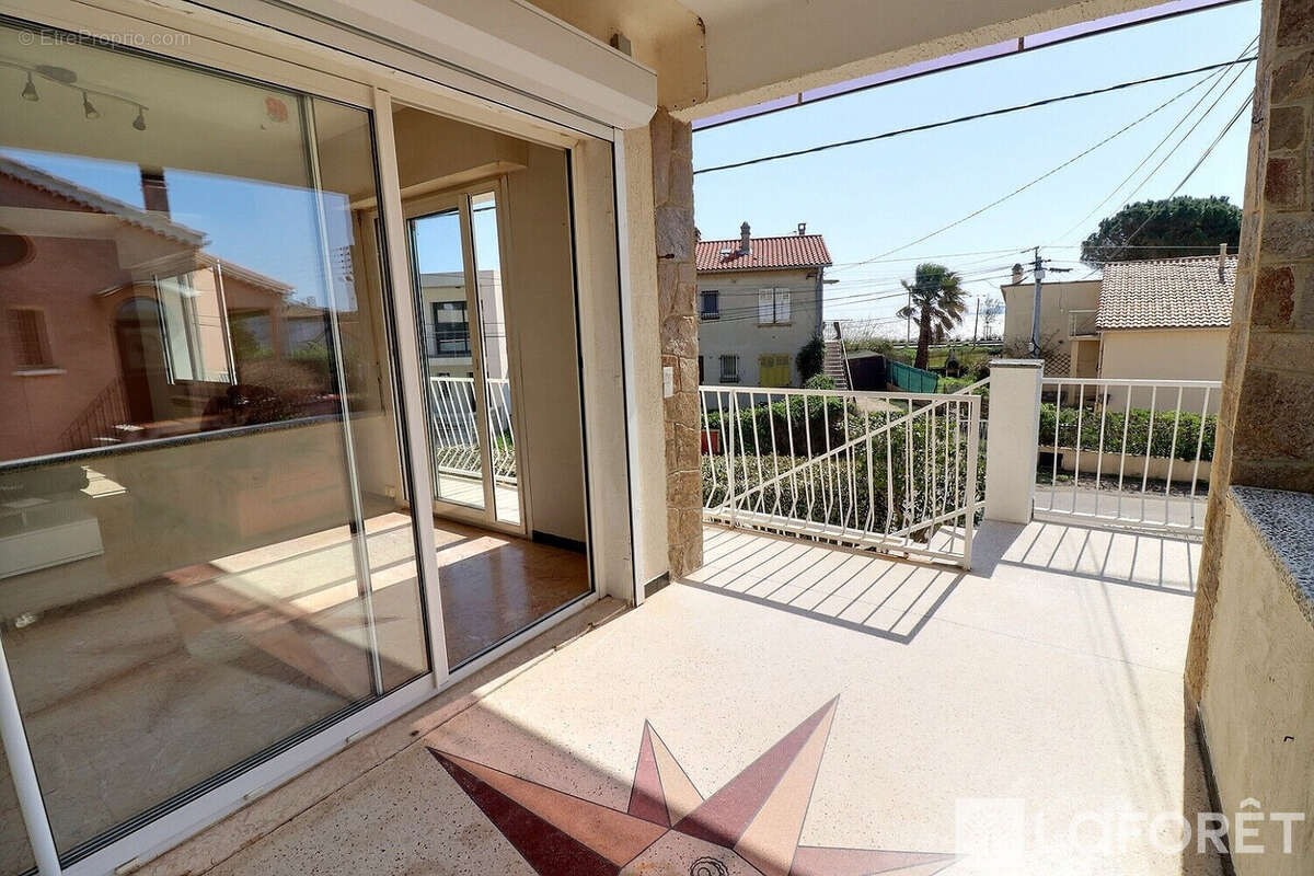 Maison à HYERES