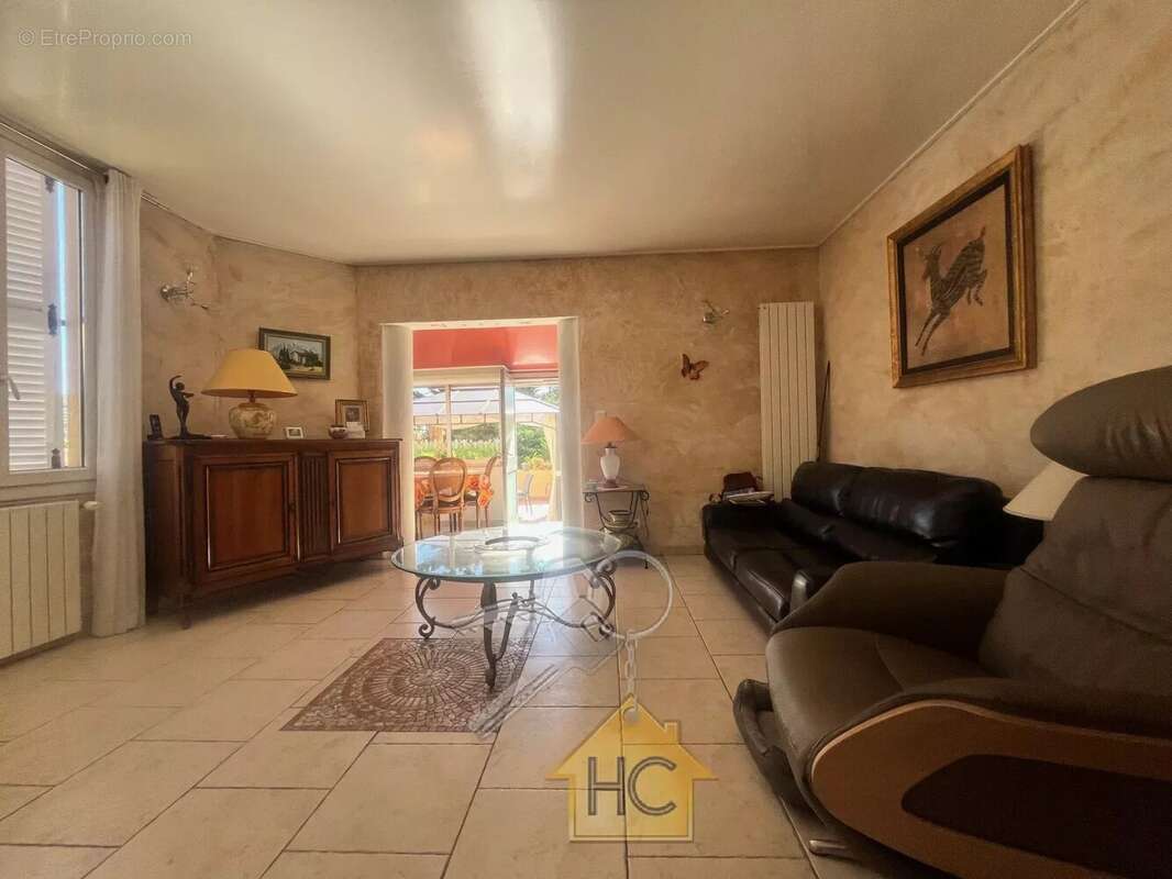 Appartement à LE CANNET