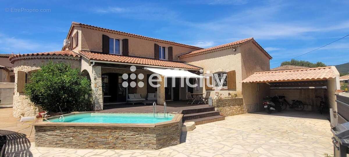 Maison 185 m² à Sanary-Sur-Mer  - photo 3