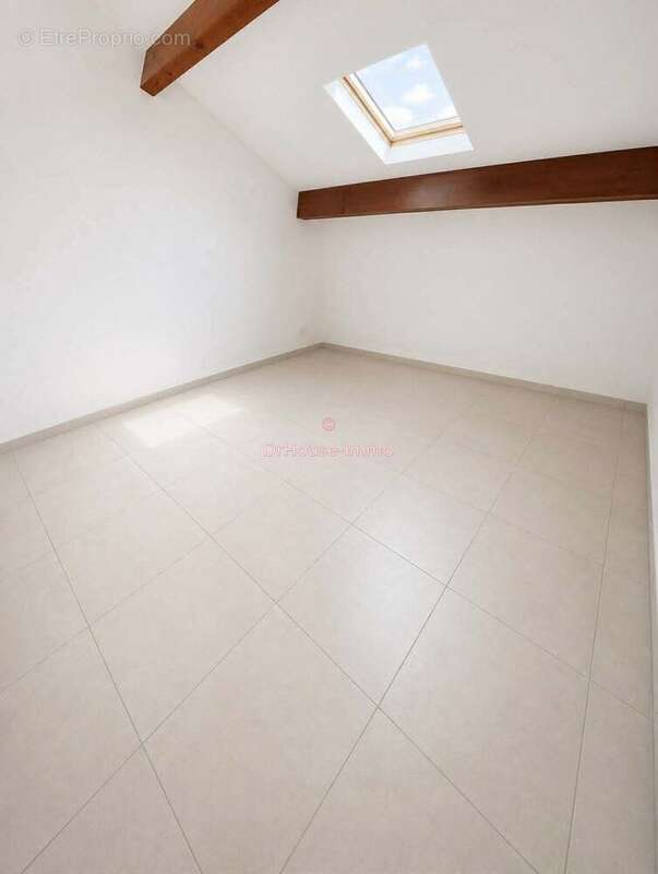 Appartement à SARROLA-CARCOPINO