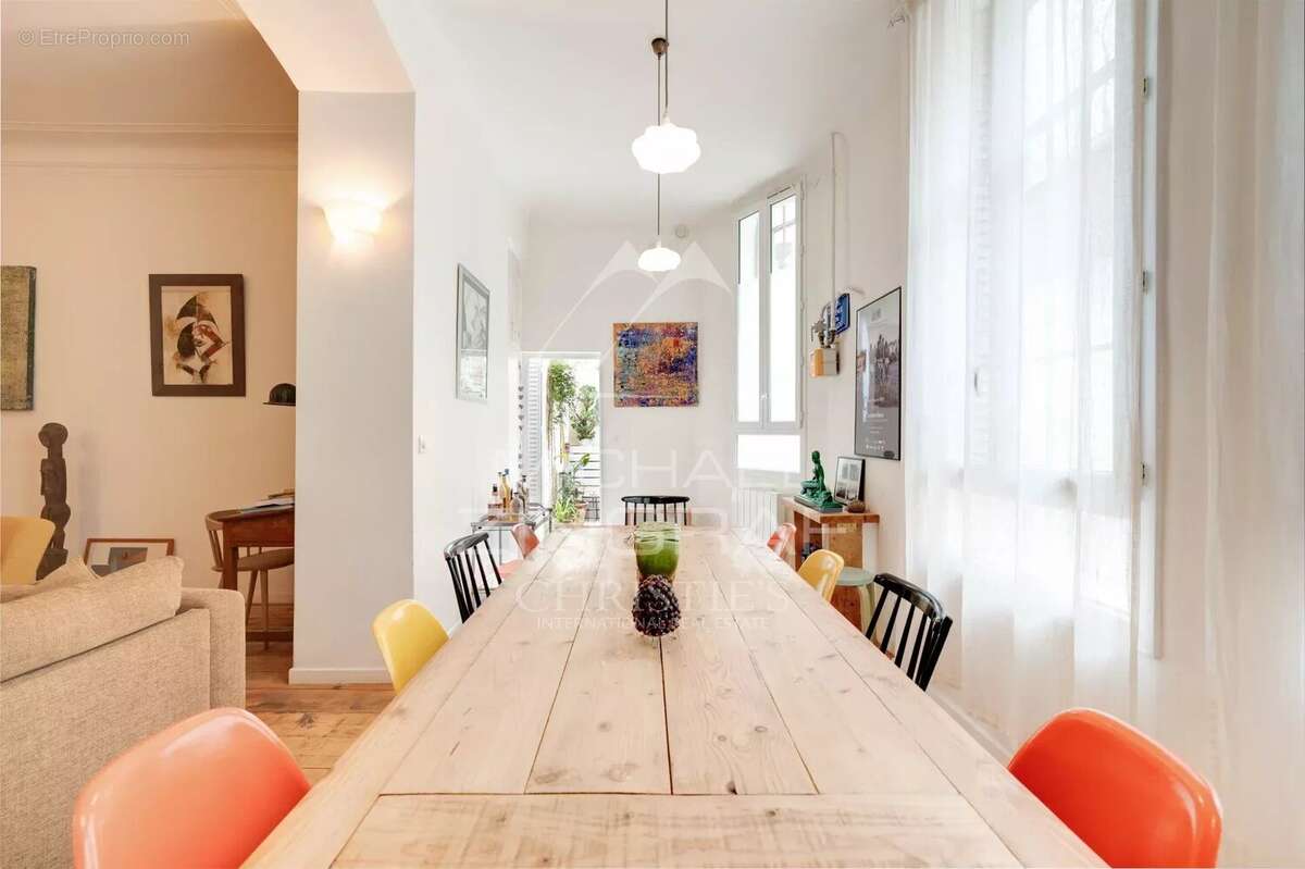 Appartement à MARSEILLE-6E