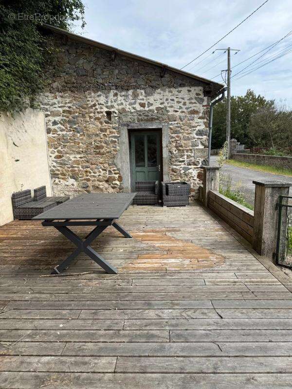 Maison à ANDOUILLE