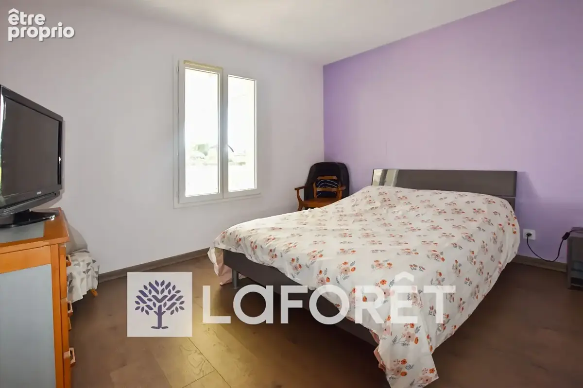 Maison  plain-pied  de 2015  à GEMOZAC (17260) 4 pièce(s) 103 m2 - photo 8