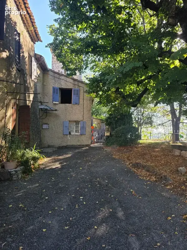 Appartement à MONTFURON